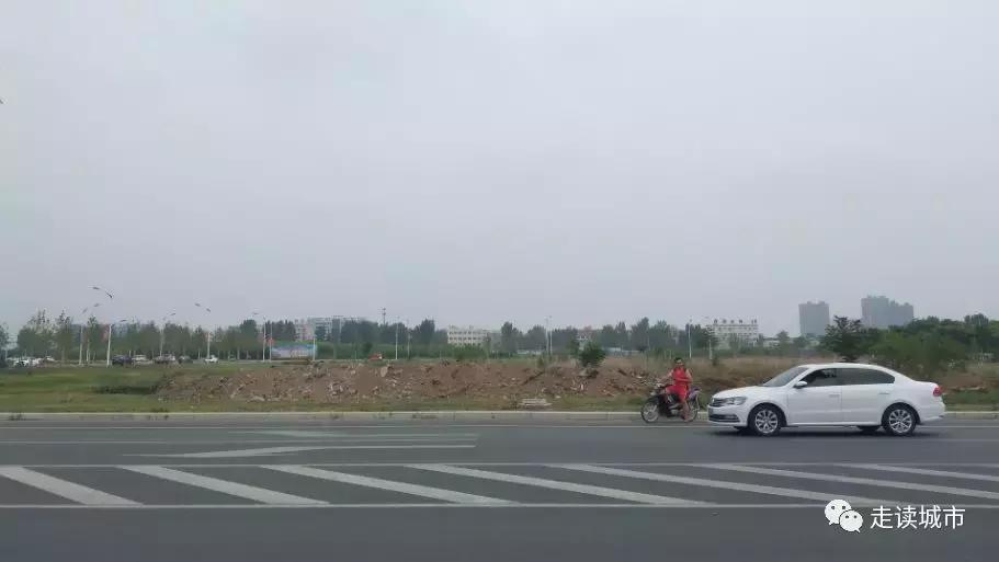 容城县容城镇容城小学,容城镇和容城大道有什么区别