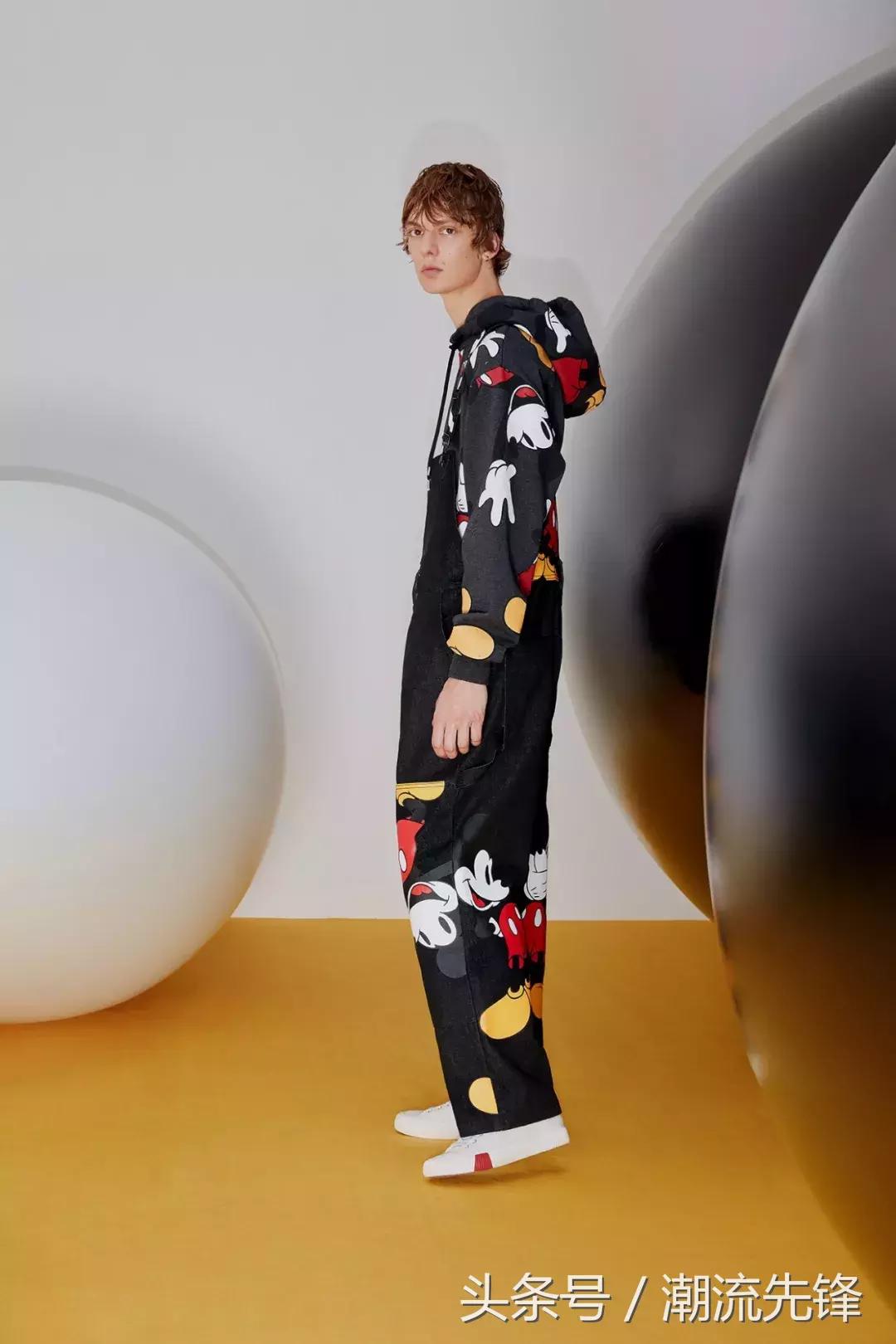 陈冠希给女儿设计鞋,陈冠希为女儿穿潮牌