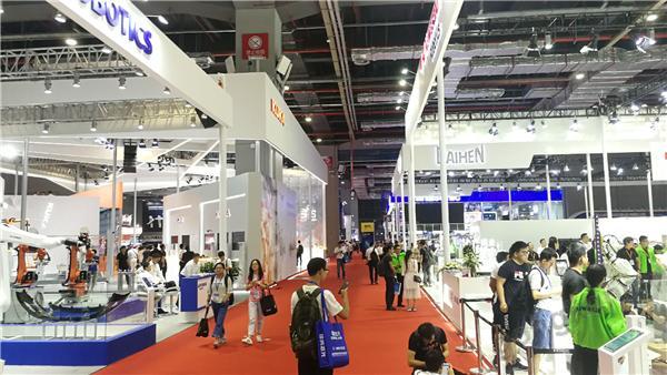 IAS∣智造圈正上演“自我革命”，数字化抢夺C位