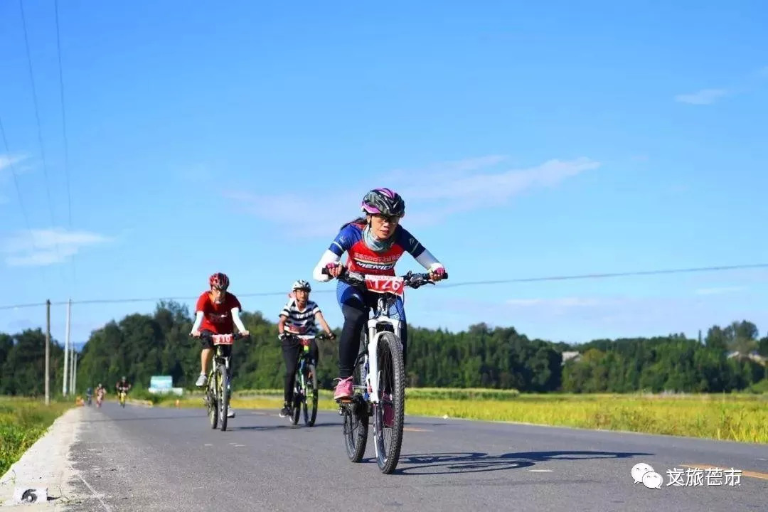 头条｜今年国庆芒市精彩活动不断，让芒市承包你的假期吧！