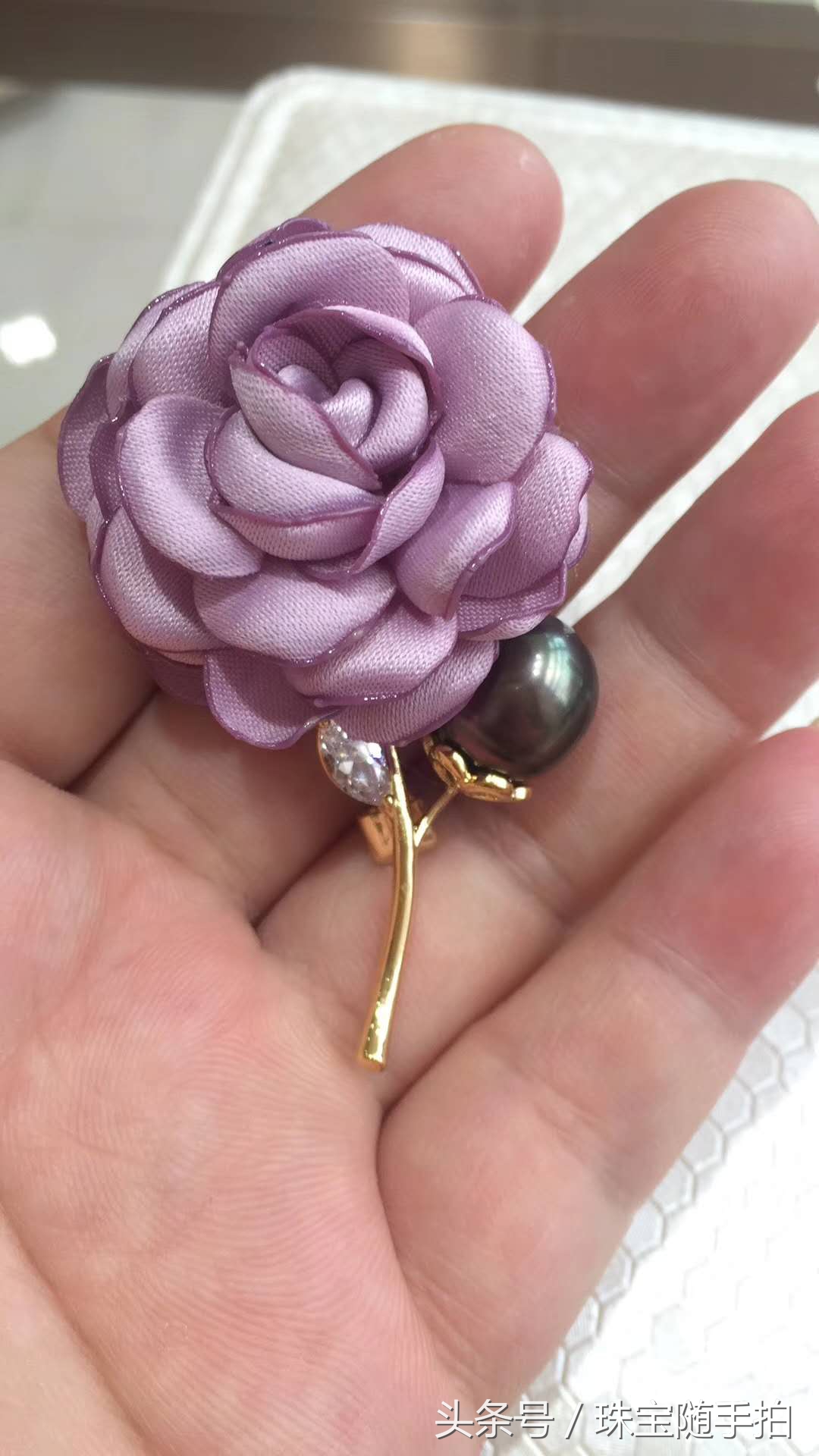 好看的首饰胸针,设计感最好的珍珠首饰