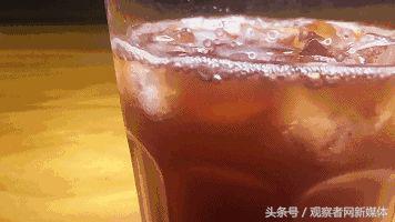 何止长胖牙黄，喝可乐还会……脖子变黑！可怕的后果标题写不下