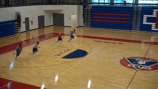 美国少年篮球运球基本功教学,小学生篮球跑位意识训练