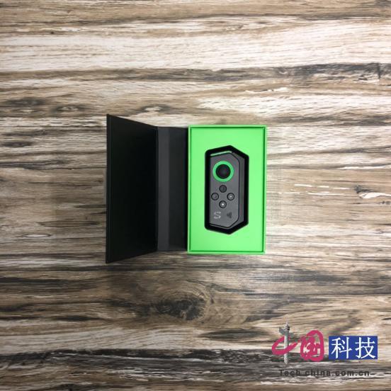 黑鲨第二代磁吸,黑鲨第二代指套