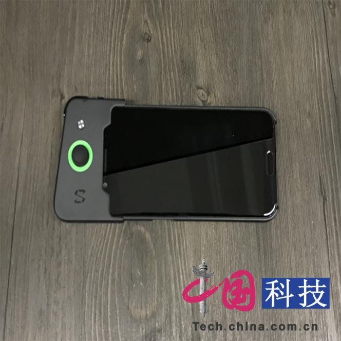 黑鲨第二代磁吸,黑鲨第二代指套