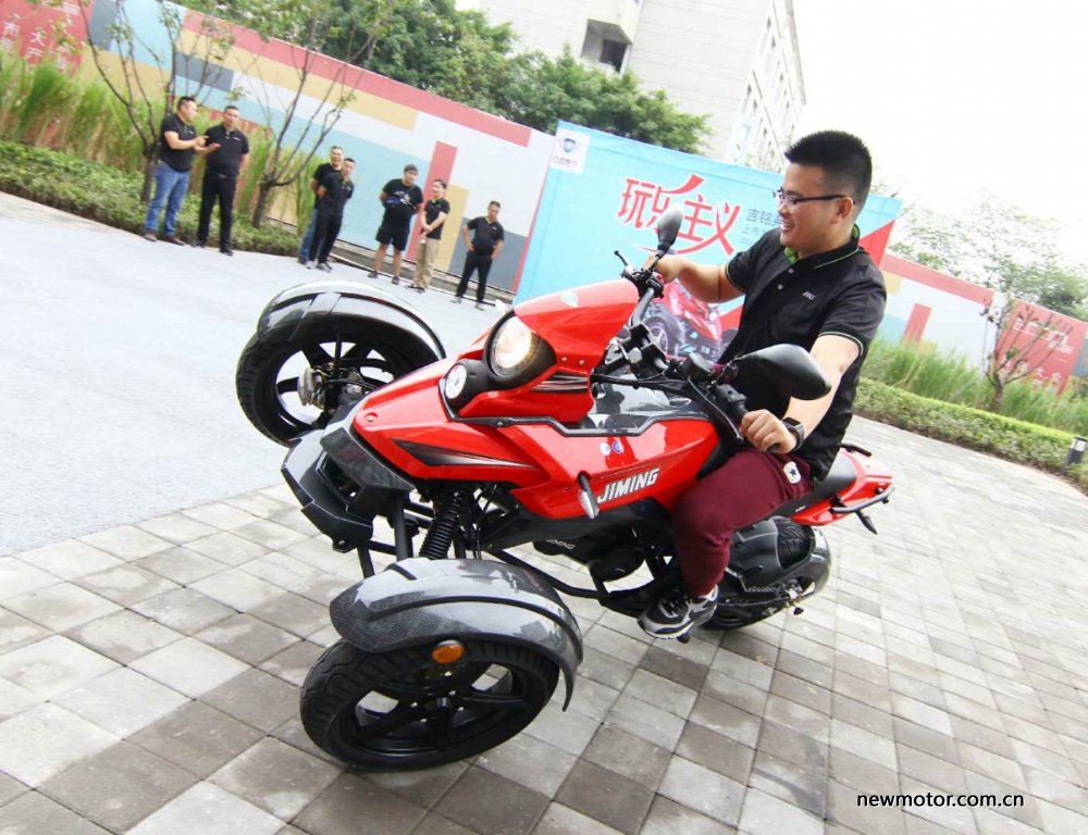 1.78万元吉铭可上牌倒三轮正式发布