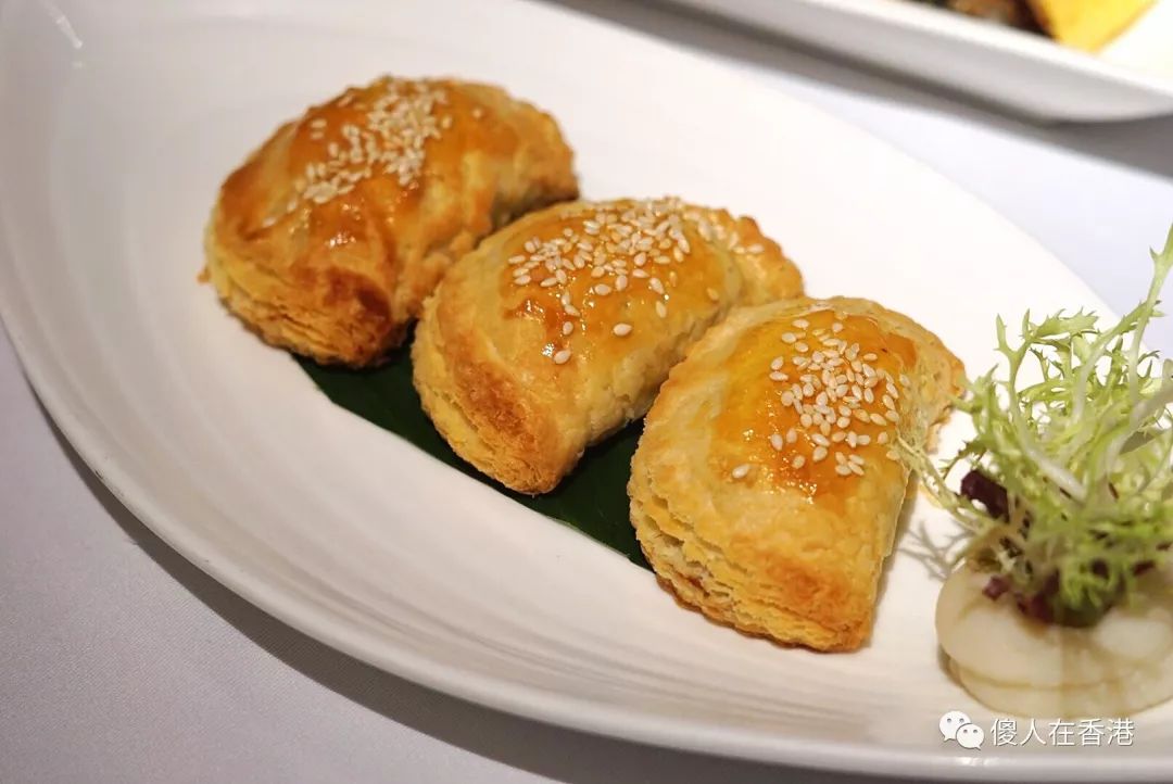 奶黄流心月饼到底好吃不,正宗奶黄流心酥月饼