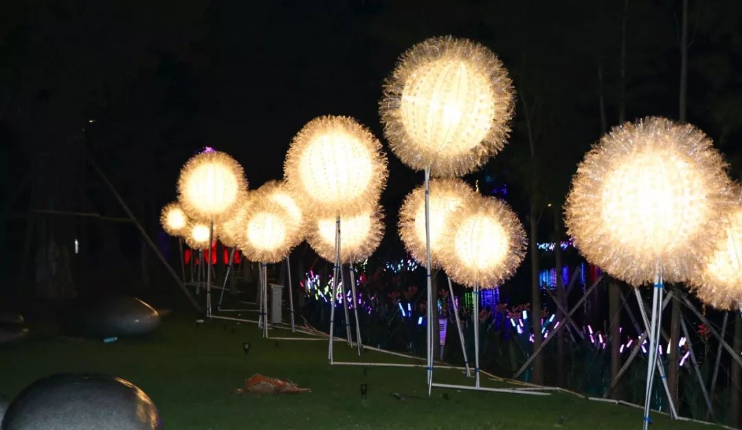 美美美!现在起到10月底,佛山这个超靓灯会喊你来约会,免费!