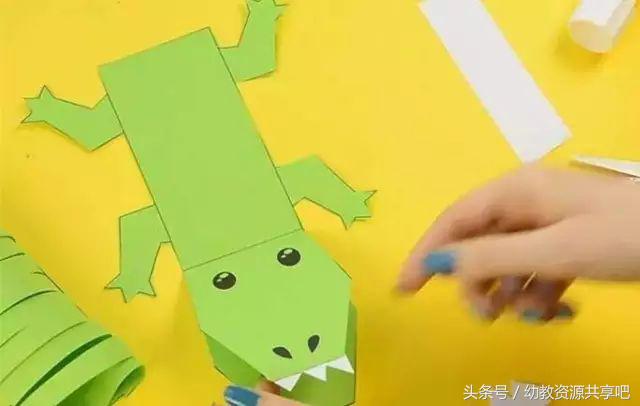 用彩色纸条制作手工卡纸,超简单卡纸手工特别好看