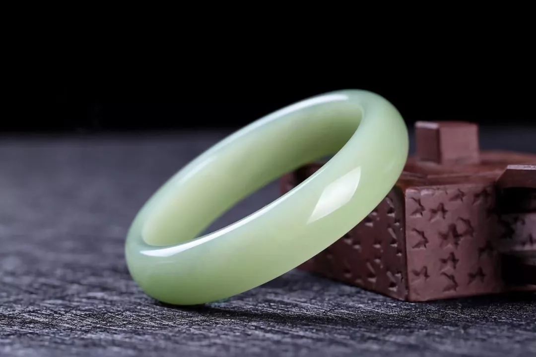 女性长期戴玉,长期戴玉对身体的危害