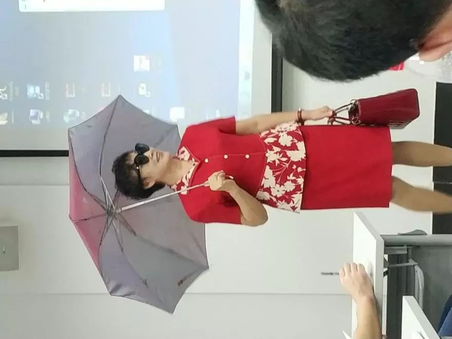 探班上海海事大学《商务礼仪》课：有“礼”走遍天下