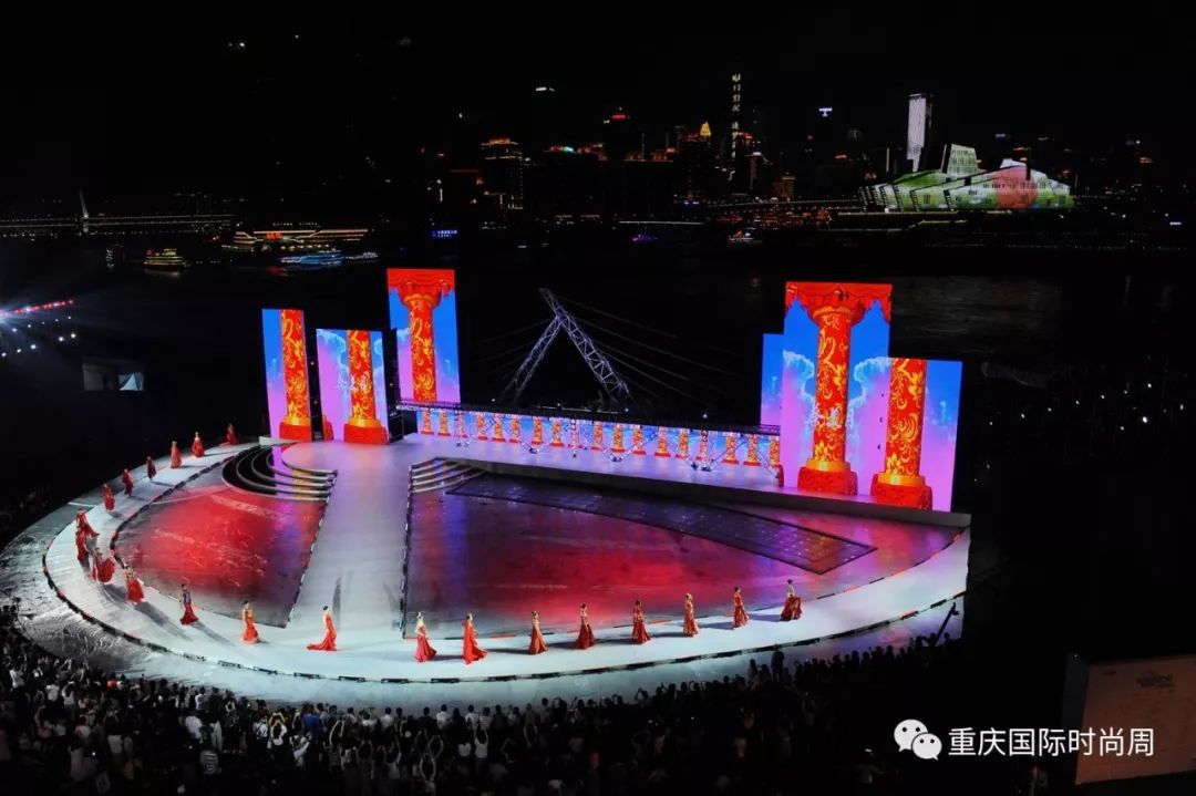 蔡美月2018纽约时装周,蔡美月时装秀