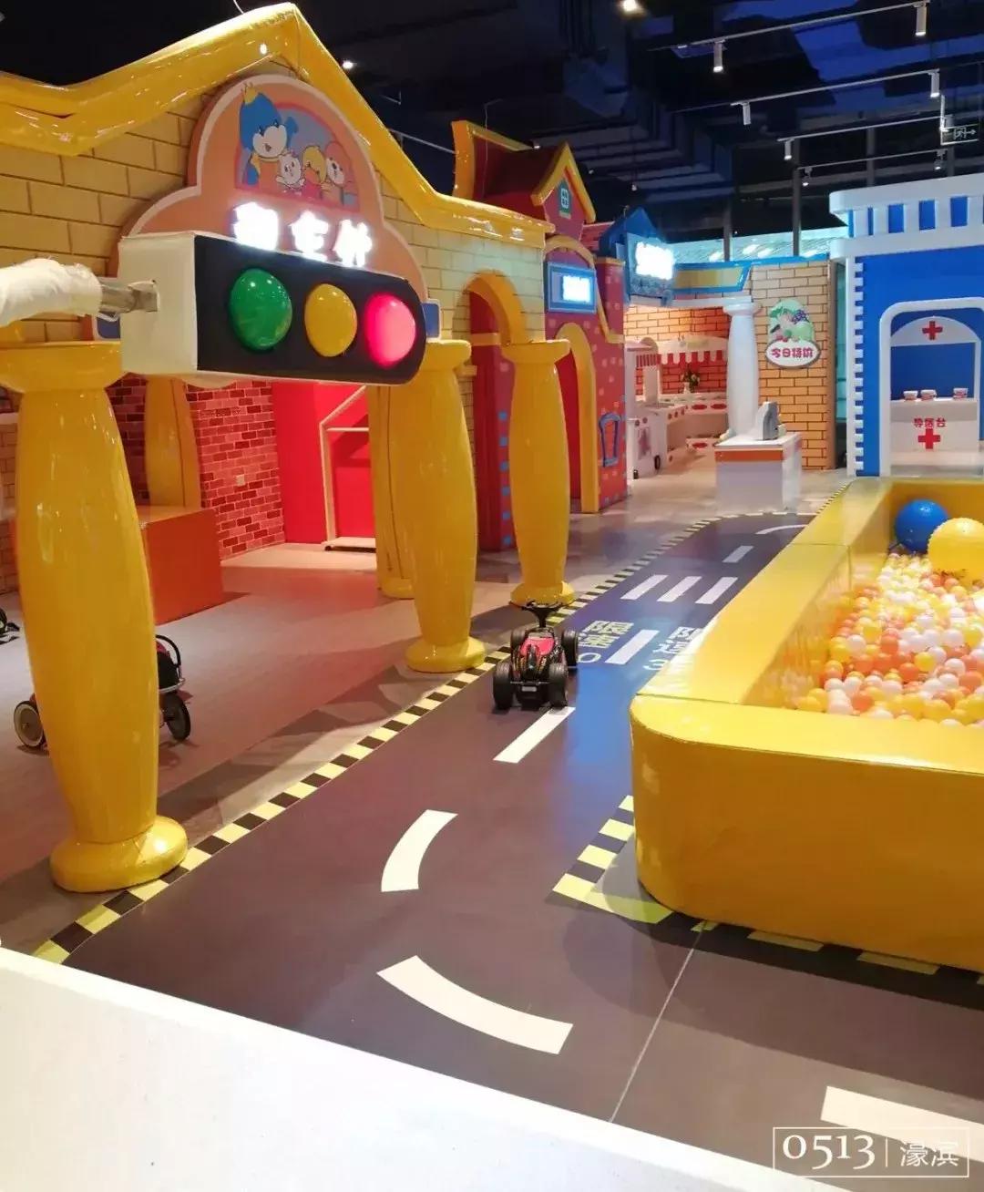 南通室内蹦床主题游乐场,南通成人游乐场