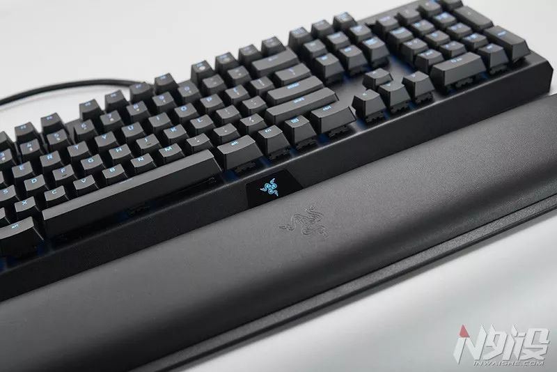 雷蛇黑寡妇蜘蛛v3键盘有红灯,razer雷蛇黑寡妇蜘蛛标准版键盘