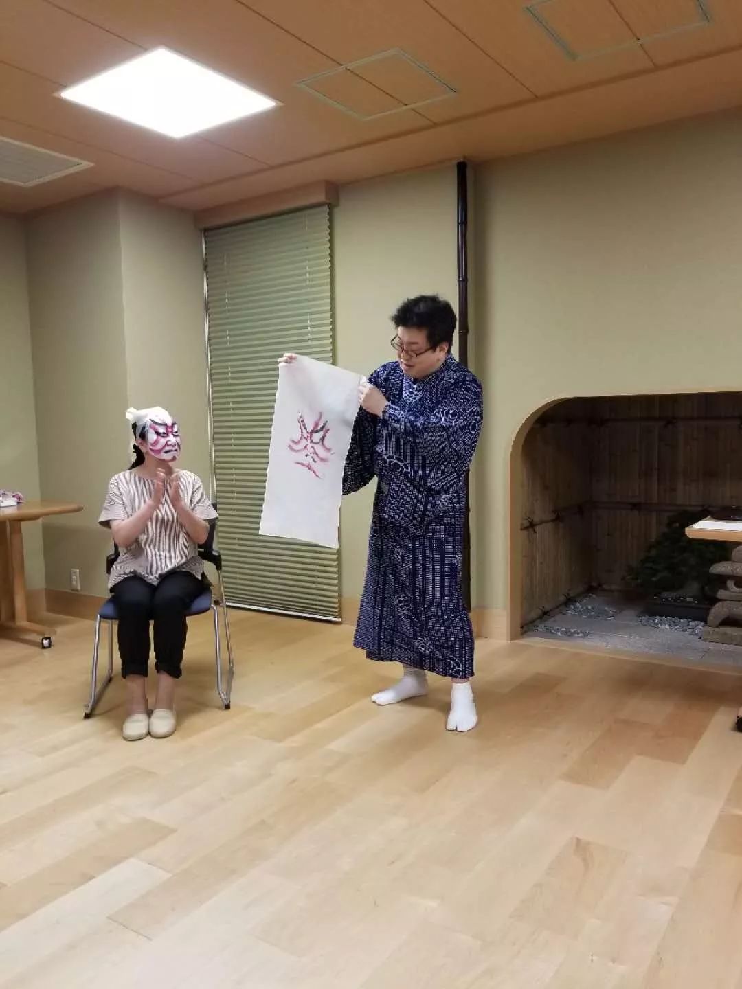 日本艺伎京剧,中国的京剧和日本歌舞伎