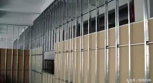 隔断墙成本最低的隔墙,隔断墙人工费算双面还是单面