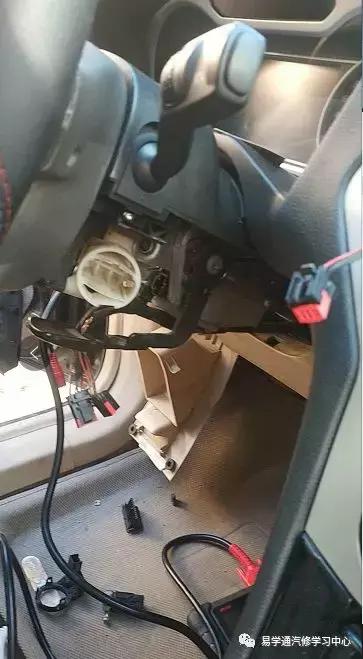 福特蒙迪欧致胜无钥匙进入不通讯,福特蒙迪欧致胜未检测到钥匙维修