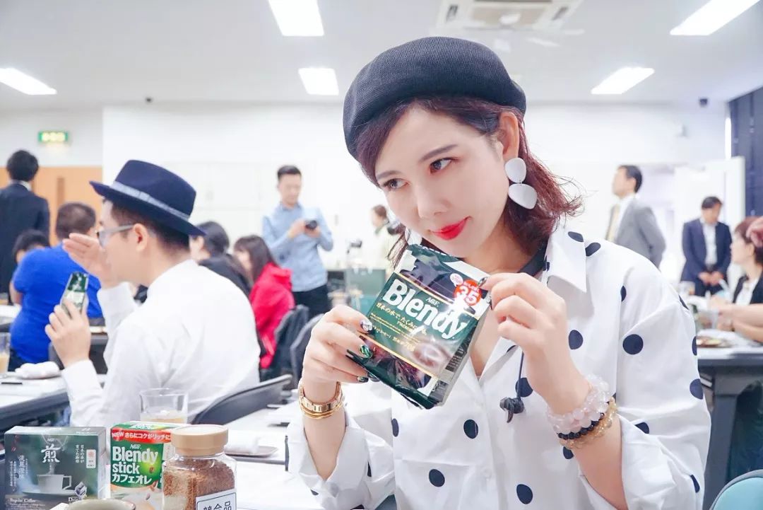 你看起来真好吃日语,你看起来真好吃2中文版