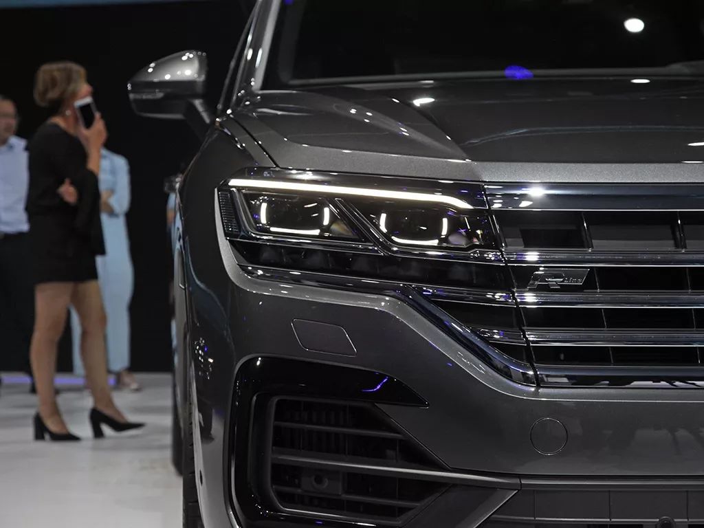 开拓豪华运动型suv车型,大众顶级旗舰SUV试驾大众全新途锐