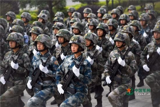 有什么军靴介绍,中国解放军最新的作战靴