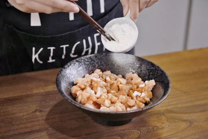 用土豆煎什么好吃,煎土豆煎几分钟才好吃