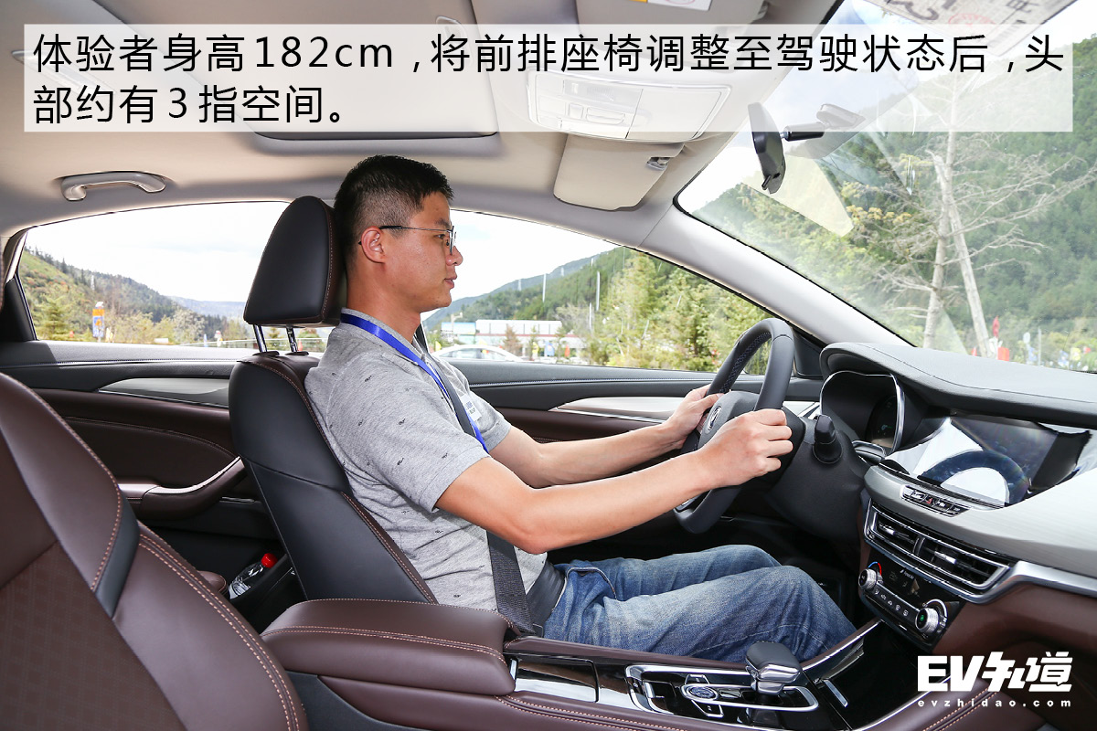 爬坡能力强续航300公里,长安逸动ev460磷酸铁锂实际续航