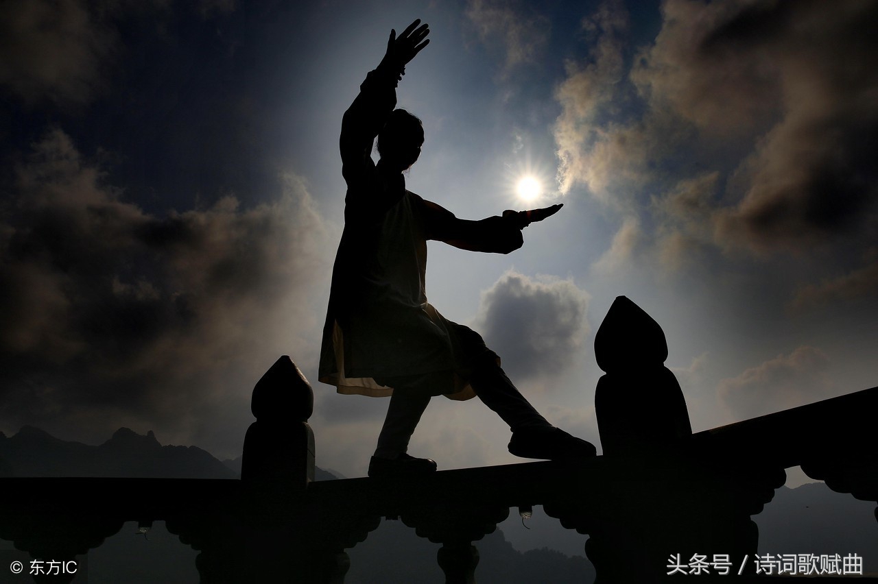 老子第一章道可道非常道朗诵,老子讲道可道非常道下一句是什么