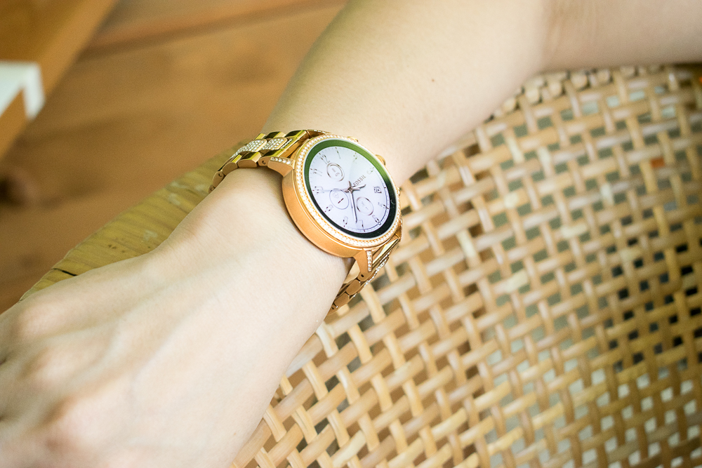 戴fossil手表,fossil智能腕表