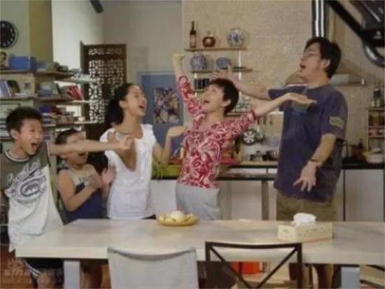 原来有父母的孩子才是最幸福的,家有儿女是个什么体验