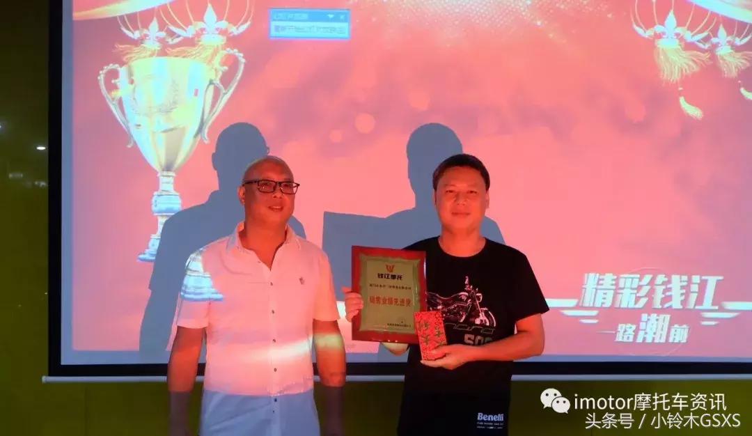 钱江即将上市国产350踏板,钱江新能源踏板