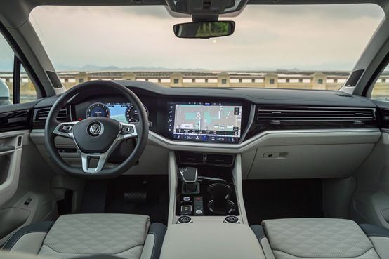 与奥迪q7同平台的大众suv,全新一代途锐即将北京首发高清