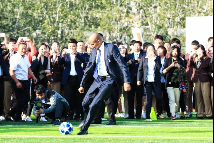尤文图斯首个中国足球学院项目落户天津英华国际学校