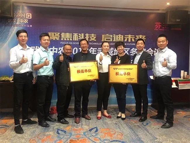 50人的会议可以坐多少人,50人以上的会议