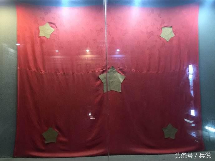 江姐烈士绣红旗照片,革命先烈江姐事迹