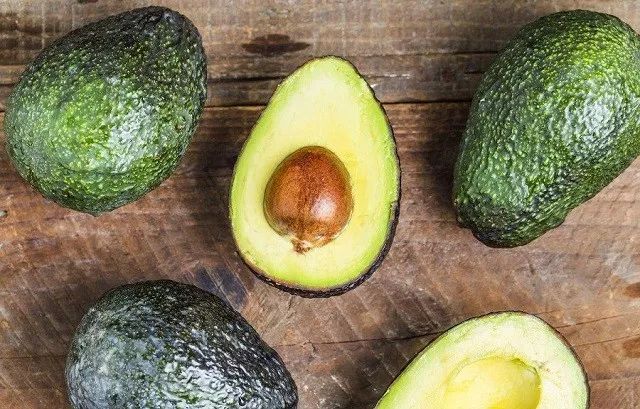 牛油果的世纪大骗局,牛油果骗局被揭开不是健康食品