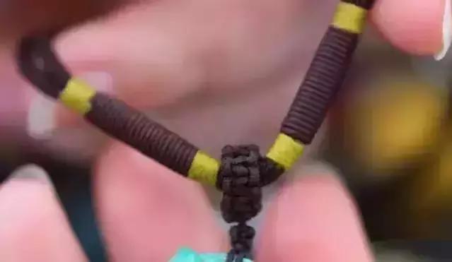 文玩手串绳子打结方法,文玩手串金刚结打结的方法