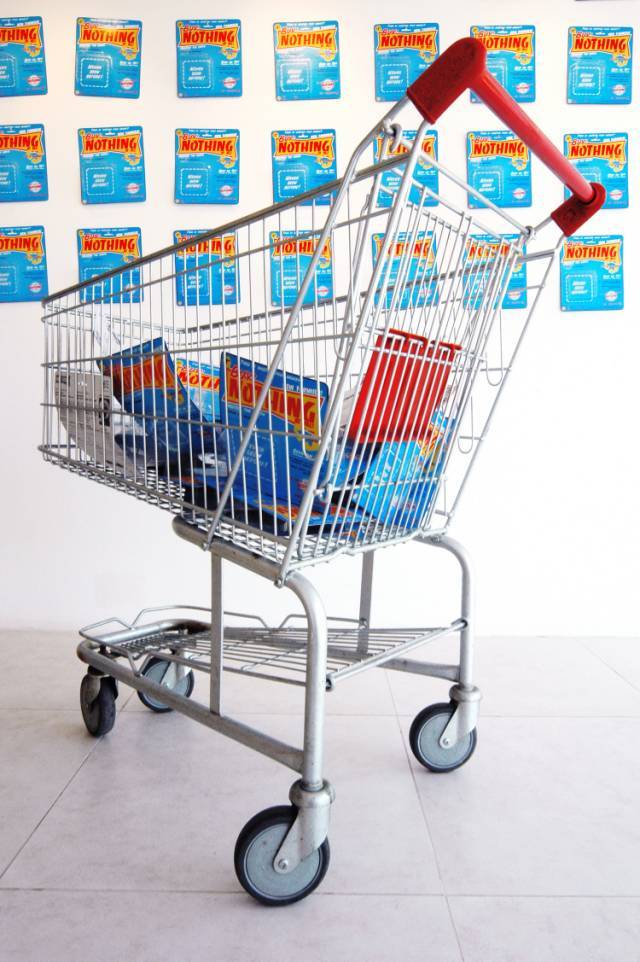 到底发生了什么？他把12个前女友都做成了高跟鞋？到底是真的假的