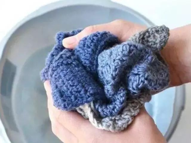 毛衣起球怎么去毛球,毛衣起球就用这个去毛球神器