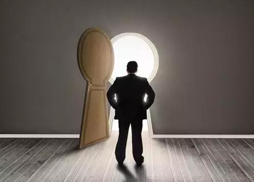 女人挣钱不是责任而是价值,男人挣钱叫责任女人挣钱叫尊严