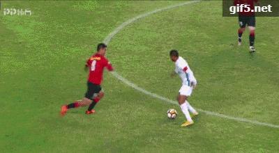 足球史上最悲剧的惨案,中甲现断腿惨案