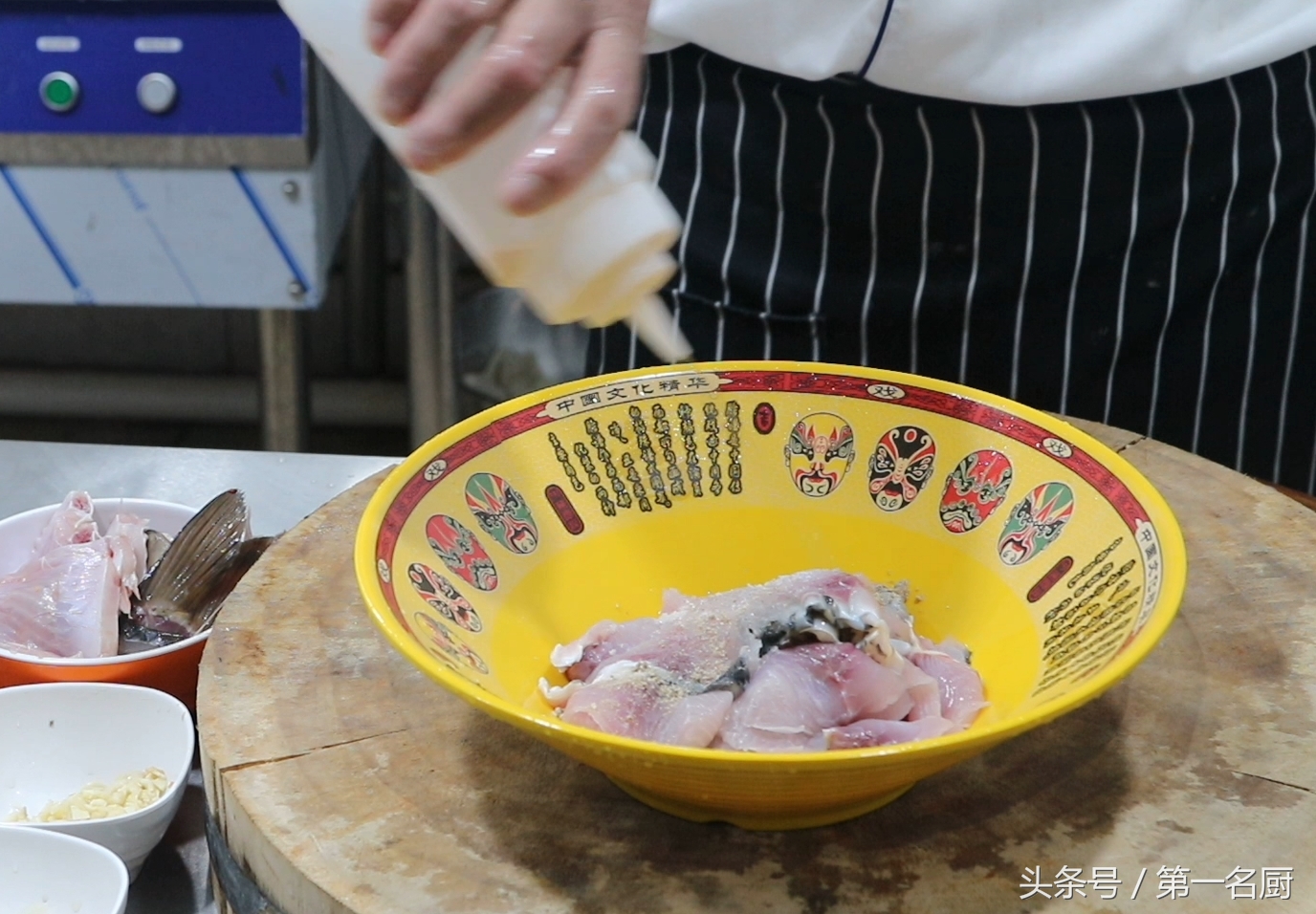 这才是水煮鱼的正确做法鱼片嫩滑,这才是水煮鱼的正确做法鱼肉嫩滑