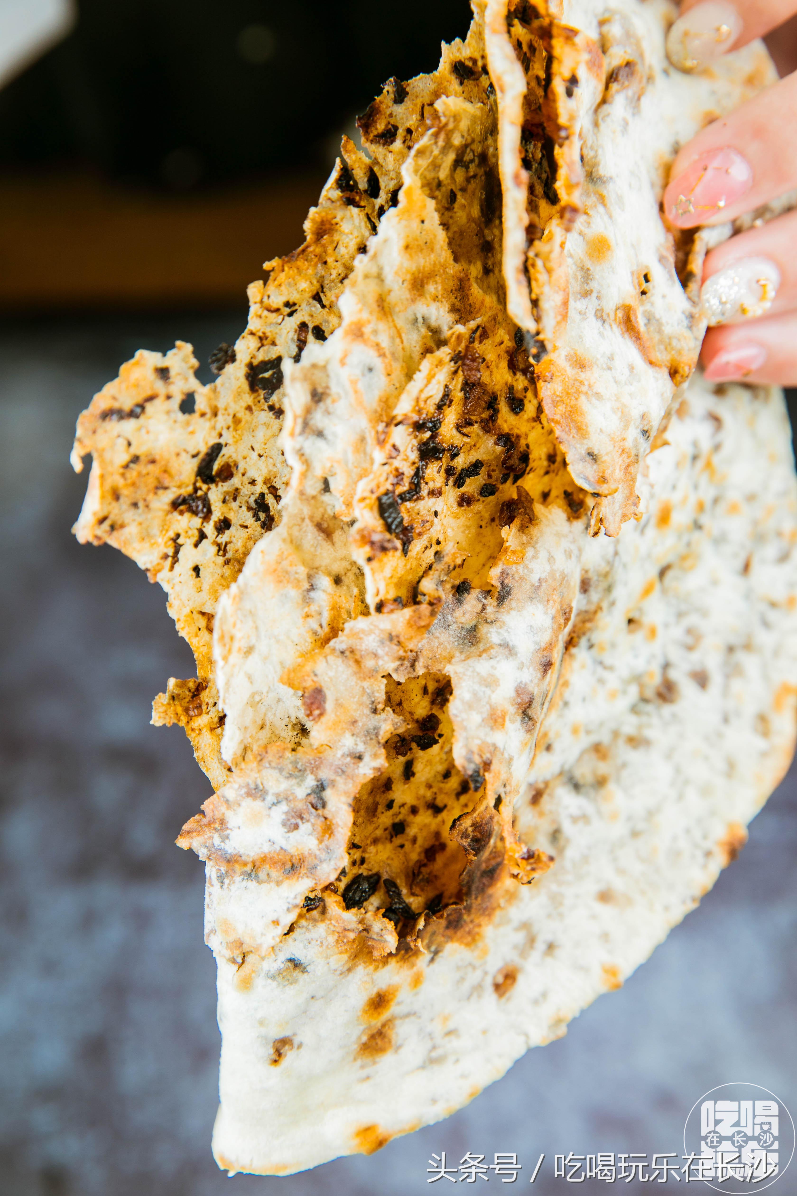 靠一张卷饼发家致富,靠一块烧饼一年开店600家