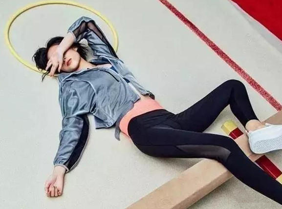 没有好看的衣服就不去打球,没一套舒服的运动装怎么锻炼