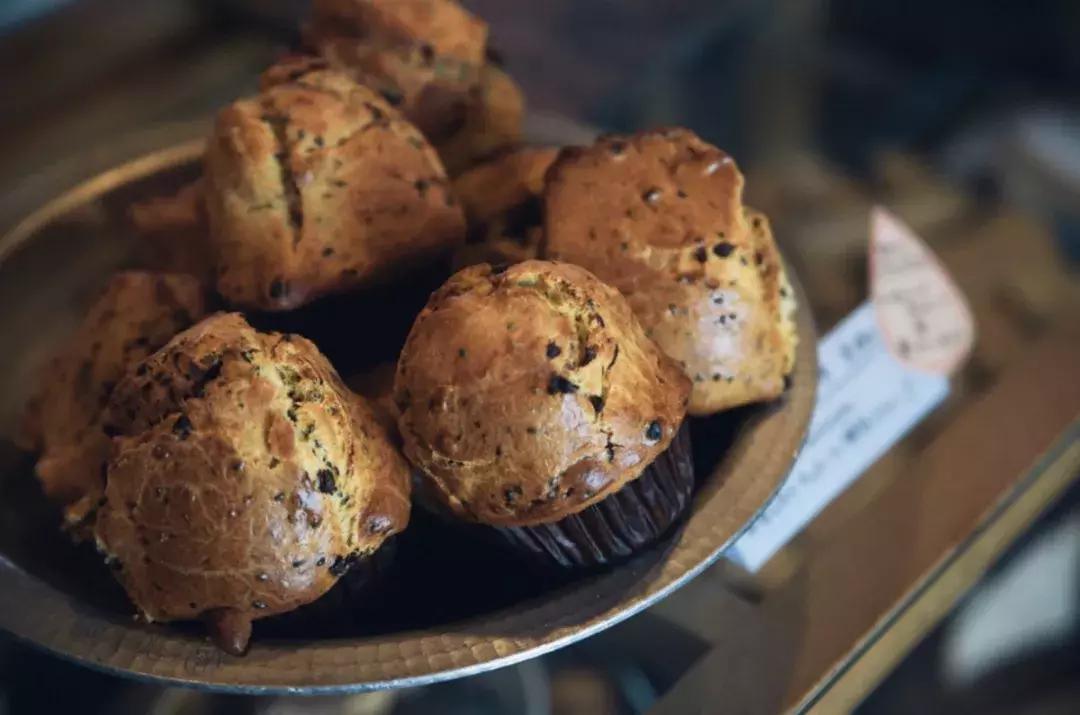 石窑面包店内实拍视频,天然酵母的石窑面包店