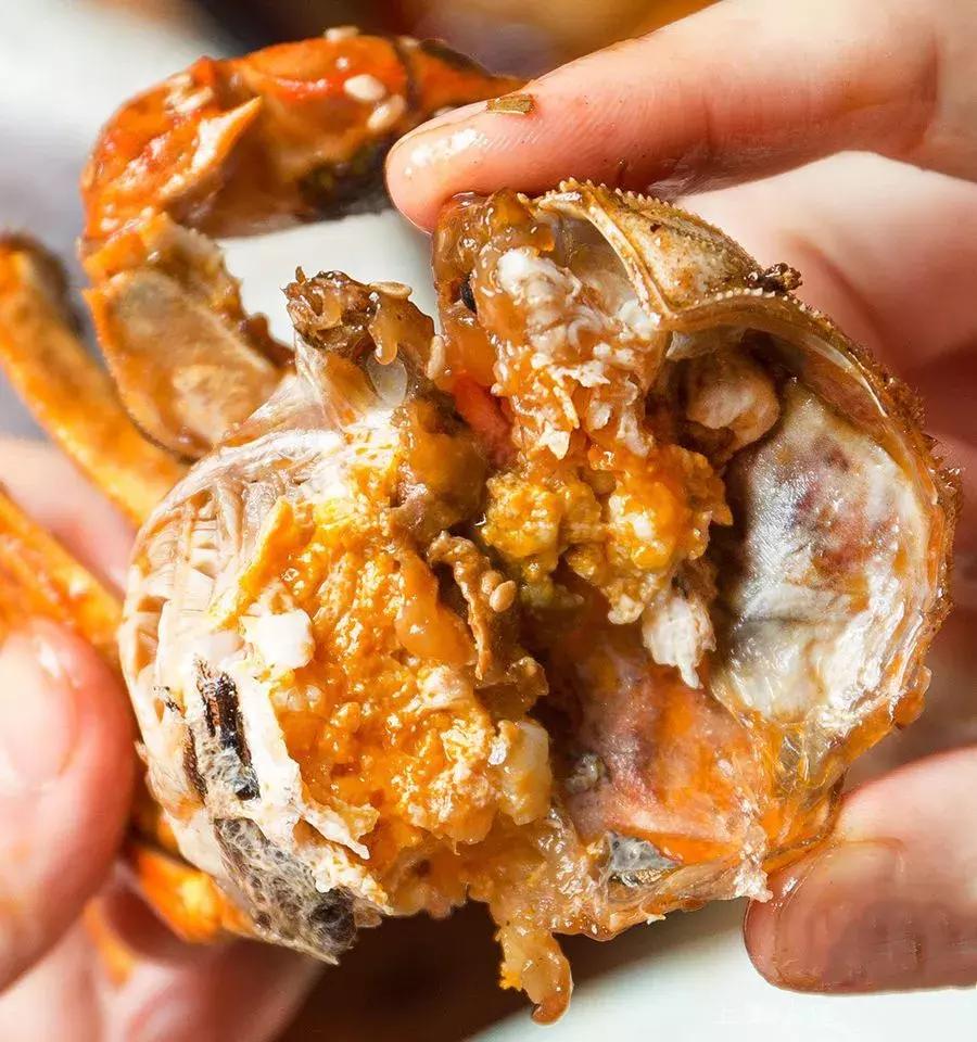 20道豪门蟹宴+梦幻火烈鸟甜品Show！大闸蟹畅吃只只爆膏！