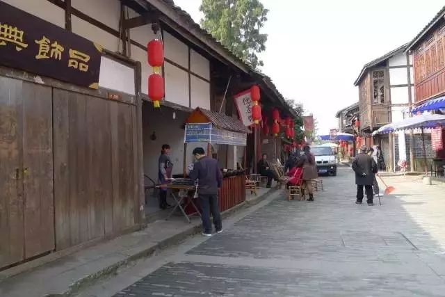 成都周边9个最受追捧的古镇！周末带孩子感受这里的古韵！