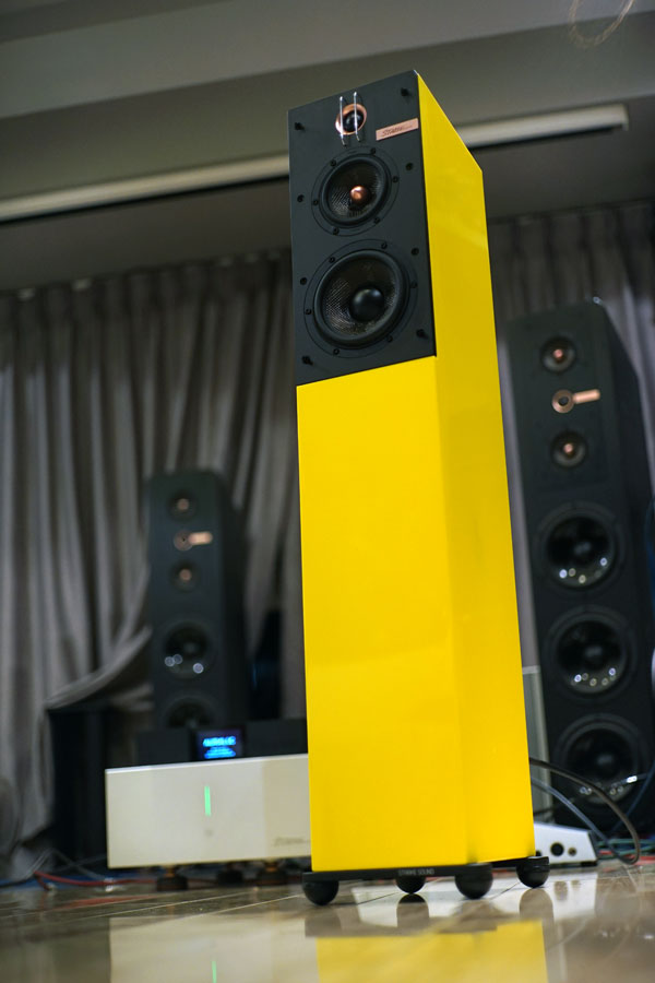 这箱子玩影院的话，建议可以直接买7支！钢铁侠H2音箱试用报告