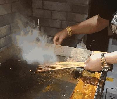 一百块钱吃垮新街口地铁站,新街口莱迪广场现状