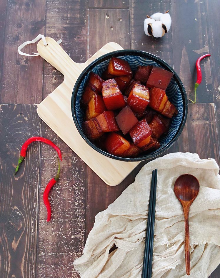 正宗腐乳红烧肉的做法,桂花红烧肉和腐乳红烧肉哪个好吃