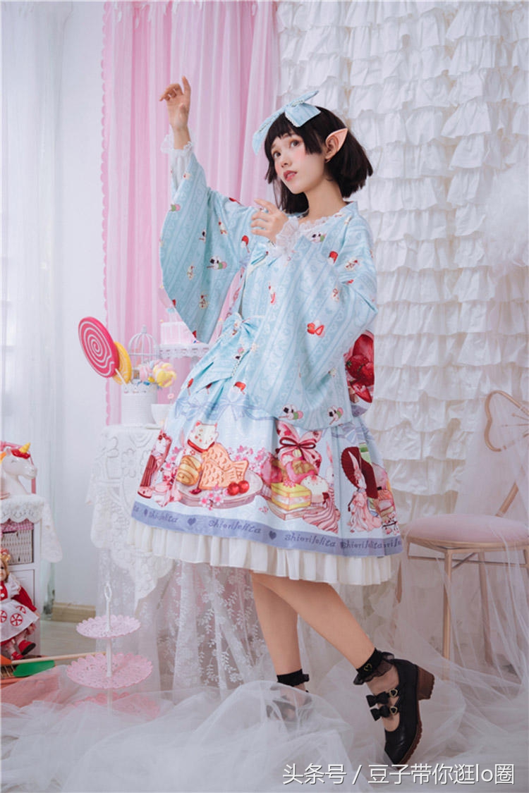 洛丽塔100以内裙子正版店铺,非常简易的洛丽塔小裙子